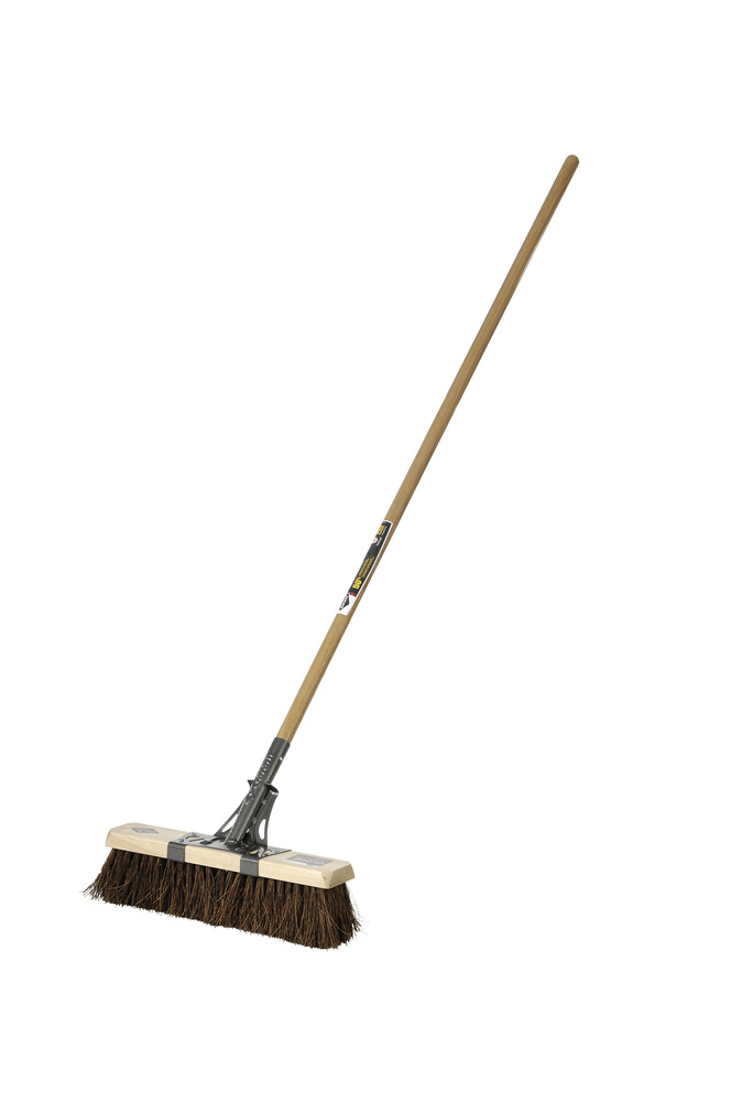 Street/stable broom, 18", palmyra fibers for extra-rough surfaces, lh, Garant Pro